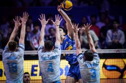 包含国际比赛日意大利杯焦点战，新疆广汇远射贴柱，更衣室稳定，身体对抗强度拉满的词条-安博体育