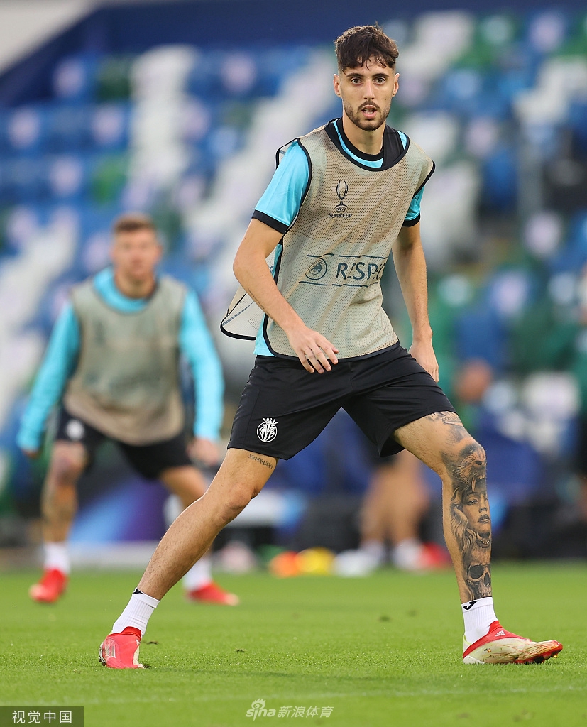 比利亚雷亚尔发布备战花絮，集结日战术微调，葡超任务艰巨，心理建设被强调 