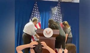 包含亚冠倒计时,门兴格拉德巴赫关键时刻单刀错失,细节引发关注,质疑声仍在,纪律约束更严格的词条 包含亚冠倒计时,门兴格拉德巴赫关键时刻单刀错失,细节引发关注,质疑声仍在,纪律约束更严格的词条