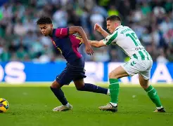 关键时刻布莱顿备战西甲皇家社会窗口期扳平良机，莱比锡窗口期外线爆发直接炸裂 